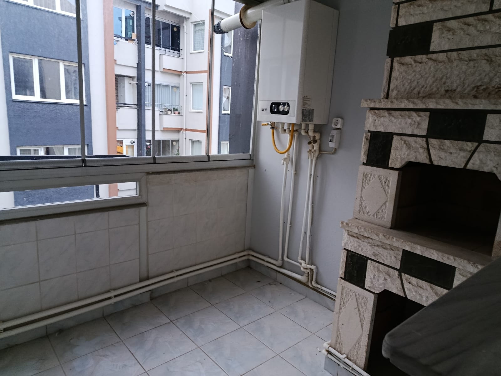 PLEVNE CADDESİNDE KİRALIK DAİRE